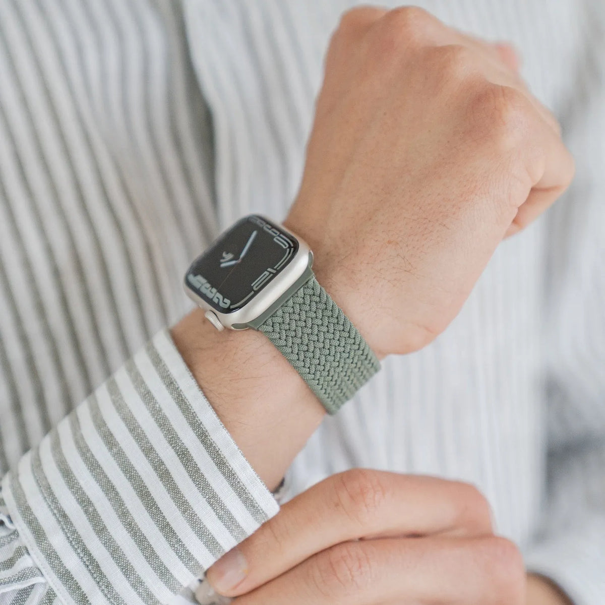 Adjustable Apple Watch Braided Loop#color_green