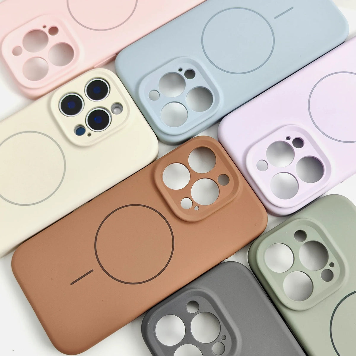 iPhone 16 Plus Silicone Case with MagSafe