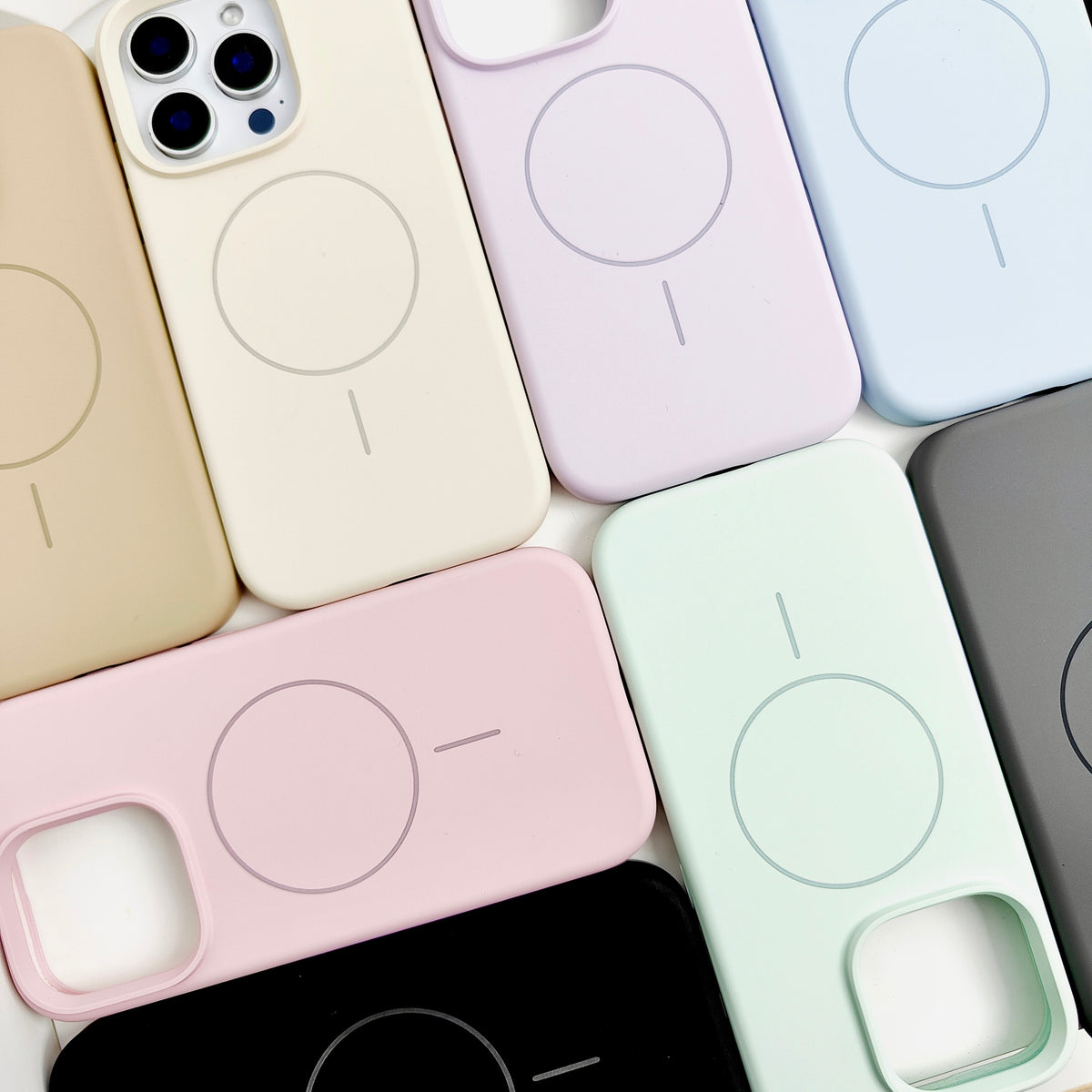 iPhone 13 Silicone Case with MagSafe